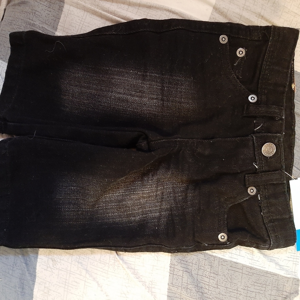 R Us new 6-9 mth jeans